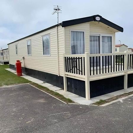 6 Berth Deluxe Caravan Palm Grove 42 Chapel Saint Leonards Bagian luar foto