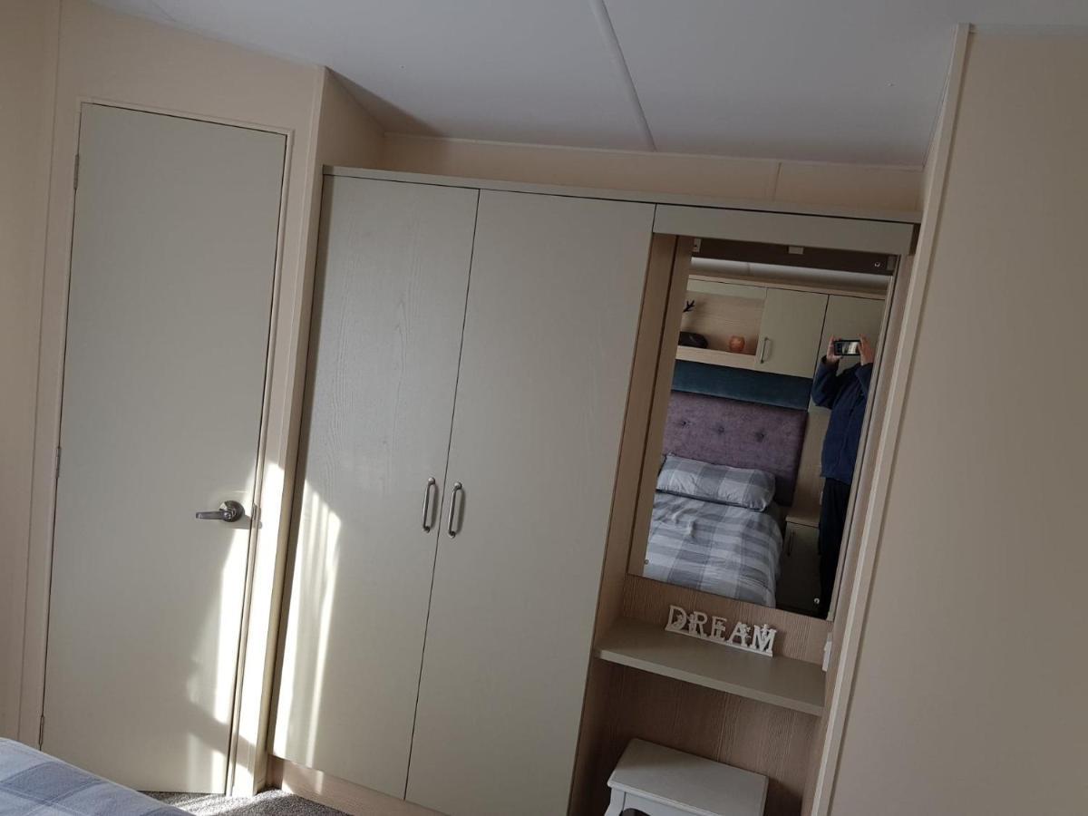 6 Berth Deluxe Caravan Palm Grove 42 Chapel Saint Leonards Bagian luar foto